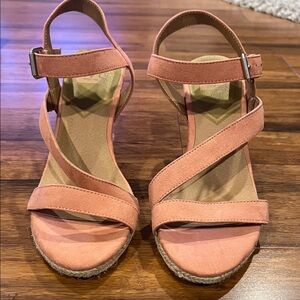 DV by Dolce Vita Peach Strappy Sandals